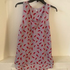 Halogen feather tank, size Large, grey with red feathers